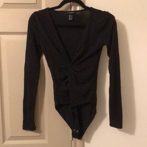Black Long Sleeve VNeck Bodysuit with Twist Detail
